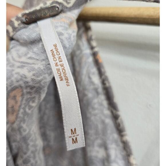 FREE PEOPLE Paisley Boho Short Sleeve Roll Cuff Jumpsuit Medium - Picture 8 of 11